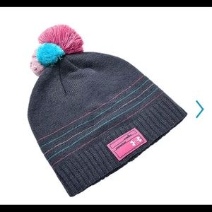 Under Armour girls beanie